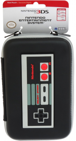 Pokrowiec New 3DS XL Hard Pouch - Retro NES Design