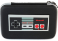 Pokrowiec New 3DS XL Hard Pouch - Retro NES Design